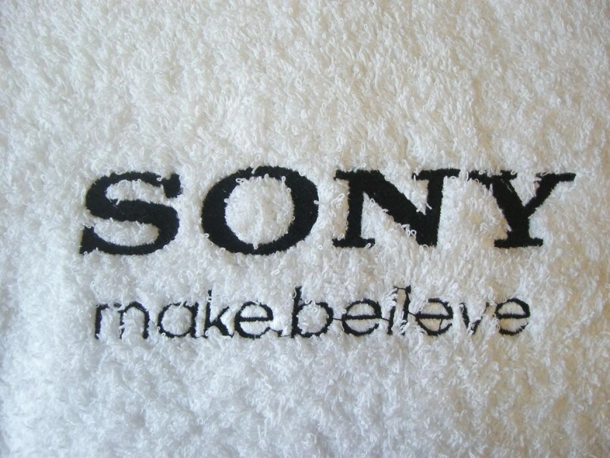 Вышивка Sony